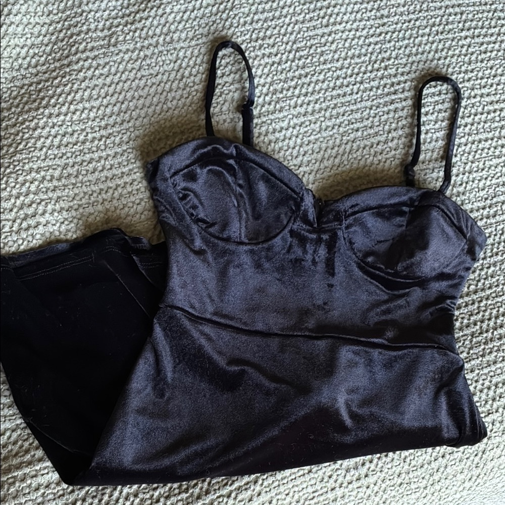 Elegant Black Velvet Bustier Dress